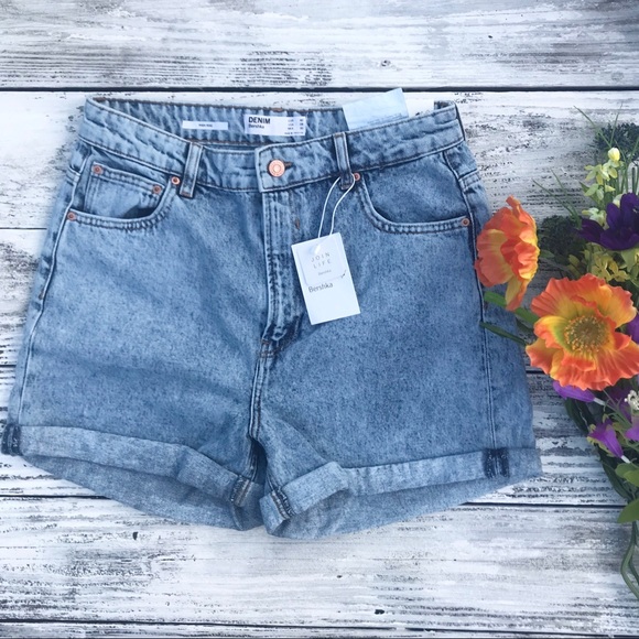 Bershka Pants - NWT Bershka HighWaist Pre-cuffed denim shorts